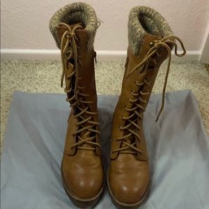 BROWN BOOTS RARELY WORN SIZE 8.5